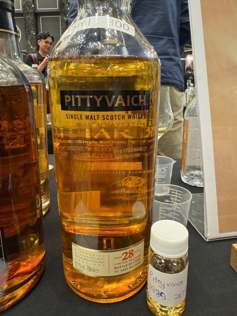 Client photo: Pittyvaich 1989, 28 years; bottle view.