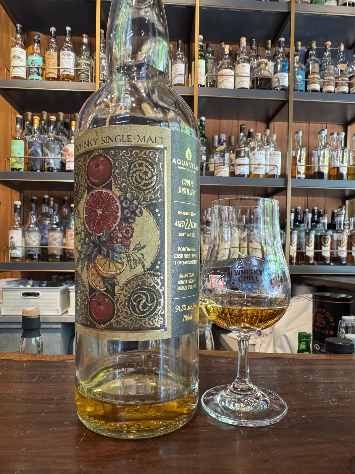 Client-supplied bottle photo of Aqua Vitae Cooley 2002 2025 22 Years Old 54,8% Cask 144988