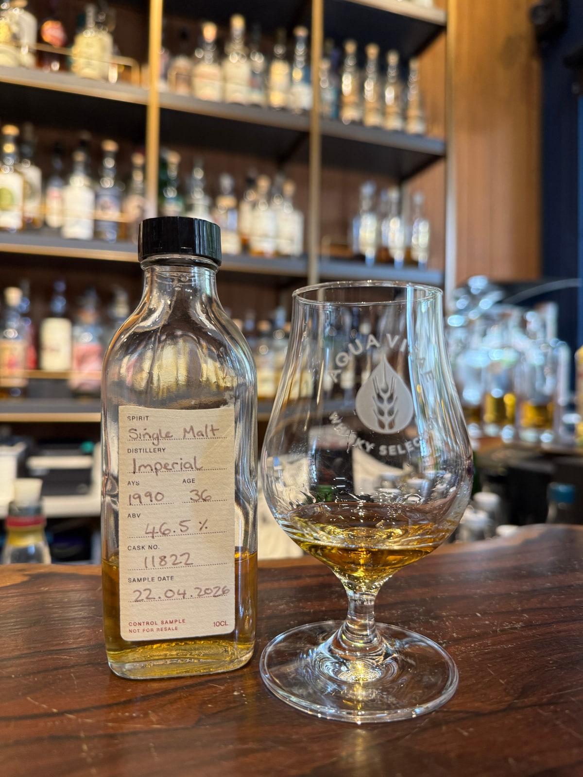 Client-supplied tasting sample of Imperial 1990 36 Years Old 46,5% Cask 11822
