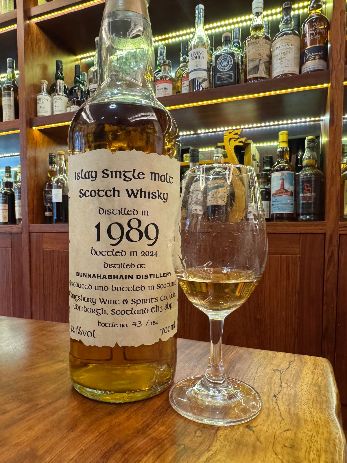 Client-supplied Kingsbury Bunnahabhain 1989/2024, 35-year-old, 42.1%, c5839 bottle; hidden age and cask corroborated by a cached auction lot, not live data.
