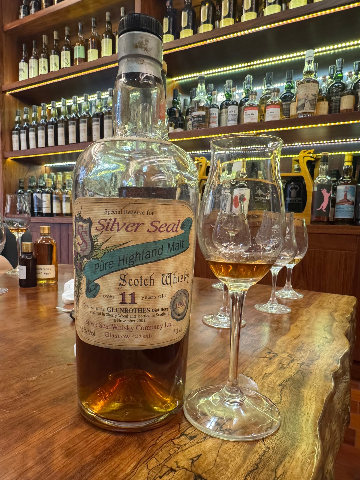 Silver Seal Glenrothes 1990 2001 11 Years Old 43% — bottle label