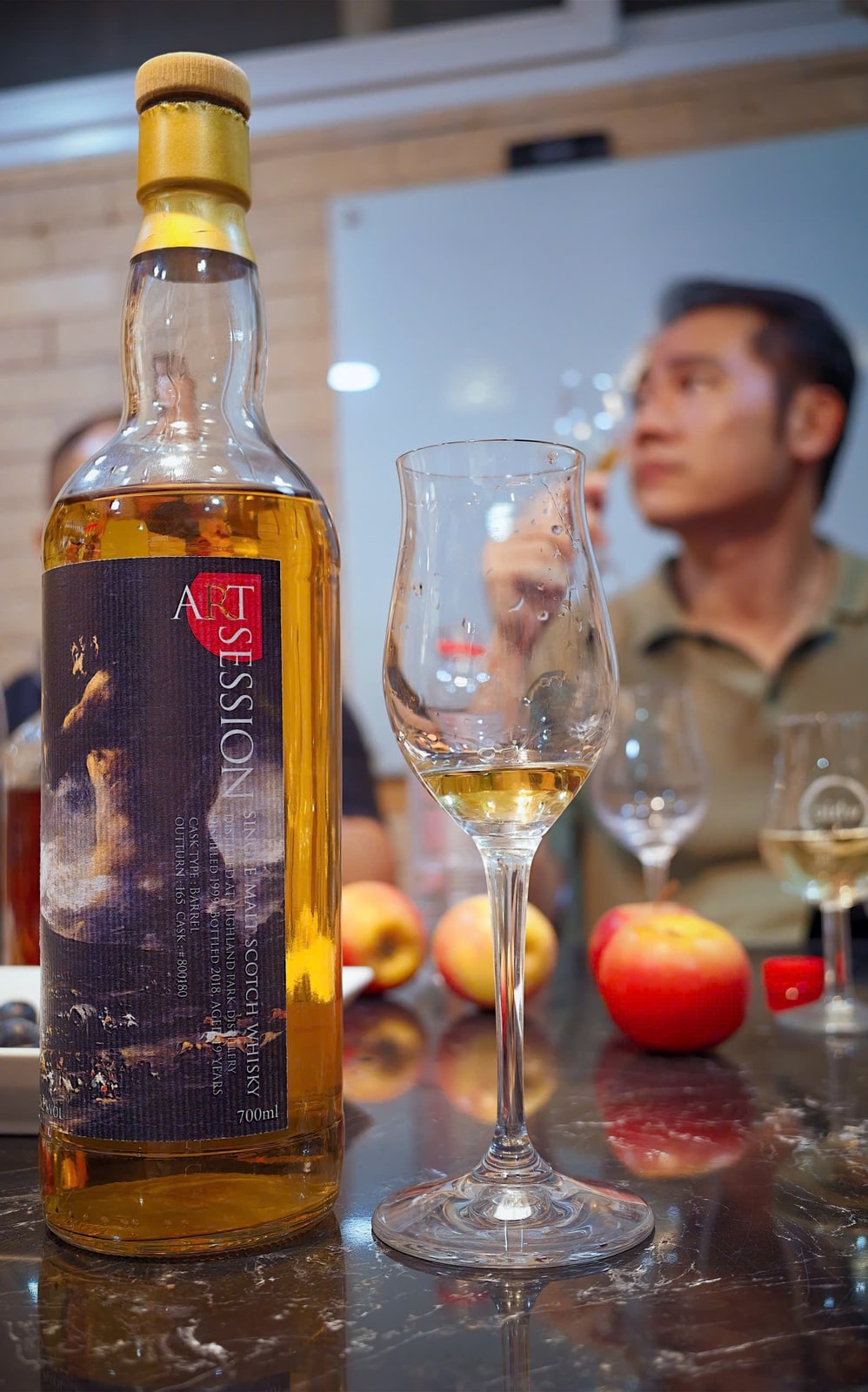 Client-supplied Ultimate Spirits Art Session Classic Highland Park 1999/2018, 19 years, 51.2%, cask 800180 in the left foreground; hidden strength and releasing company corroborated by its own release page.