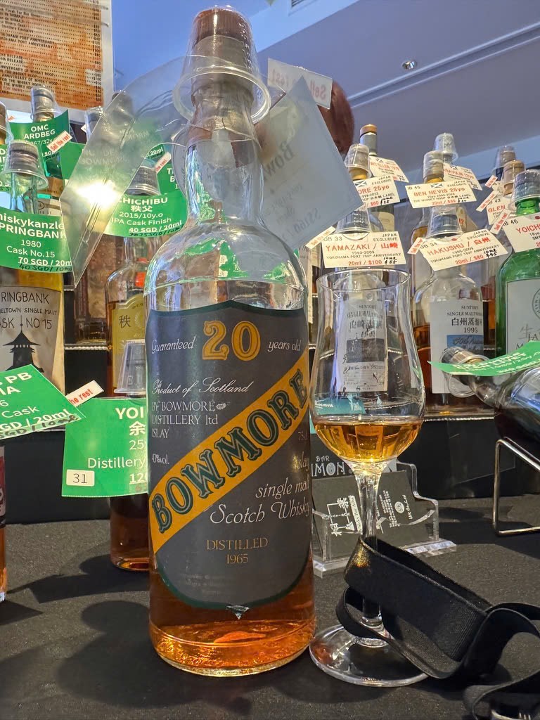 Client photo: Sestante Bowmore 1965, 20 years; bottle view.