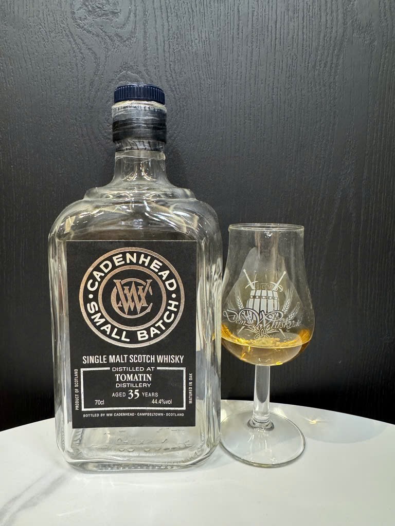 Client photo: Cadenhead Tomatin, 35 years; bottle view.
