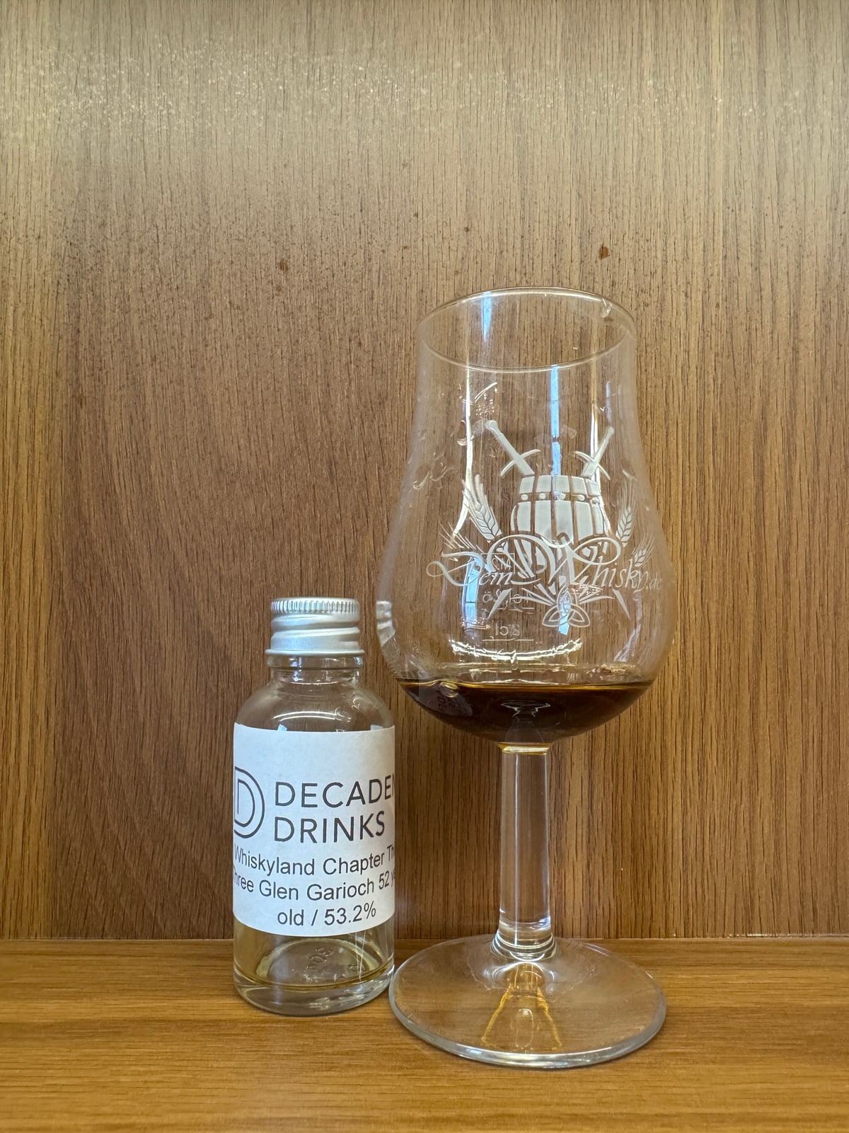 Illustrative image · Illustrative tasting sample photo: Wee Glen Garioch Whiskyland sample. Representative of the reviewed product line; the exact reviewed release is not confirmed by this image.