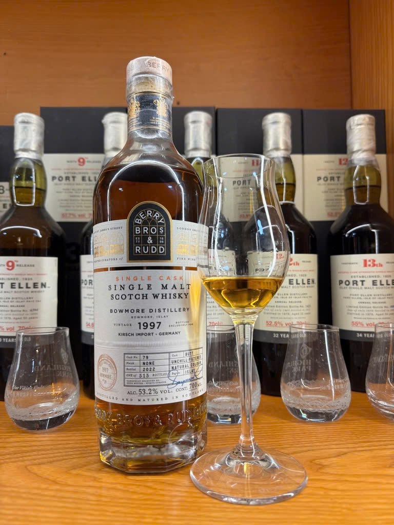 Client photo: Berry Bros & Rudd Bowmore 1997/2022, 53.2%, cask 79; bottle and glass.