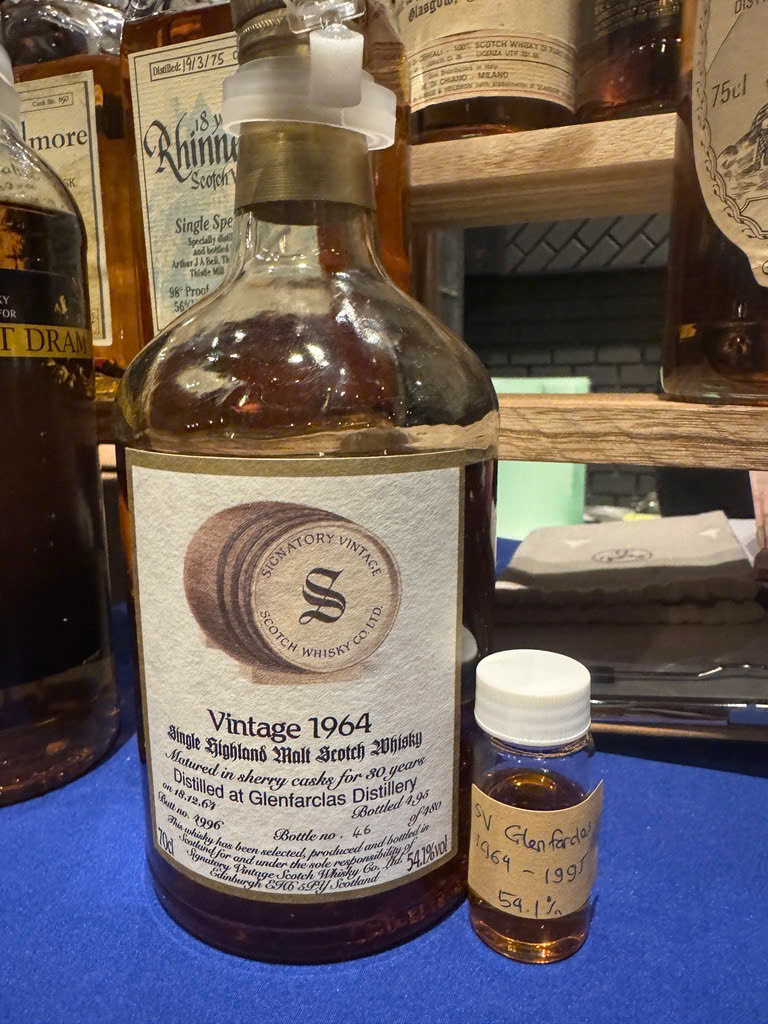 Client photo: Signatory Vintage Glenfarclas 1964 bottle, 54.1%, with a tasting sample vial.