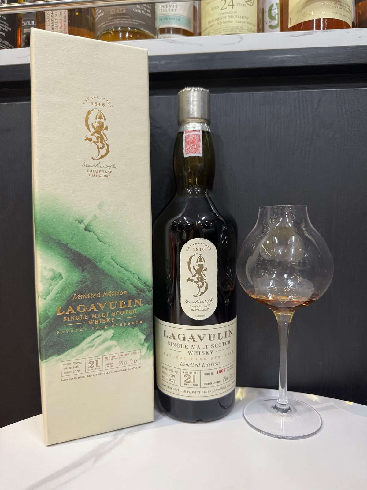 Lagavulin 1991 2012 21 Years Old 52% — bottle label