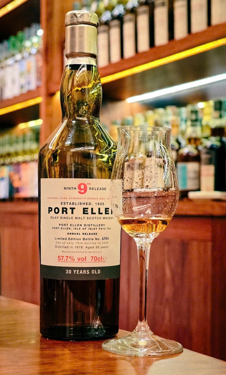 Port Ellen 9th Annual Release 1979 2009 30 Years Old 57,7% — bottle label